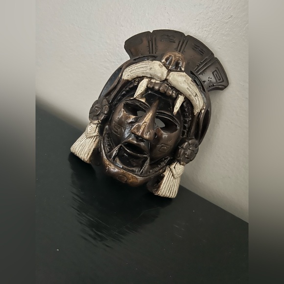Authentic Mayan Aztec Warrior Mask artifact carved stone from Mexico rare EUC - Picture 3 of 9
